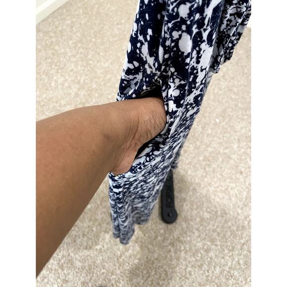 Soma Blue/White Weekend Soft Jersey Bra Dress - Size Medium (EUC) - Picture 5 of 8